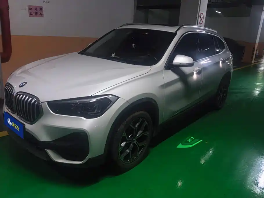 BMW X1 2022 sDrive25Li Leading Model купить на сайте DeffCars
