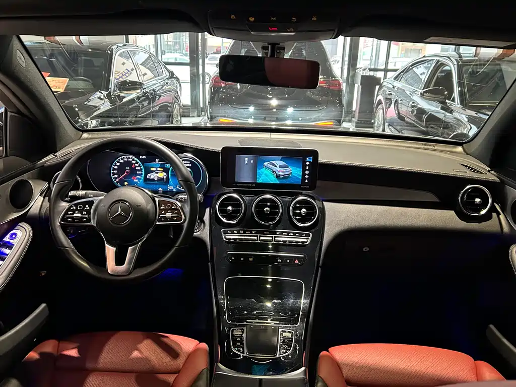 Mercedes-Benz GLC Coupe 2023 GLC 260 4MATIC Coupe SUV купить на сайте DeffCars
