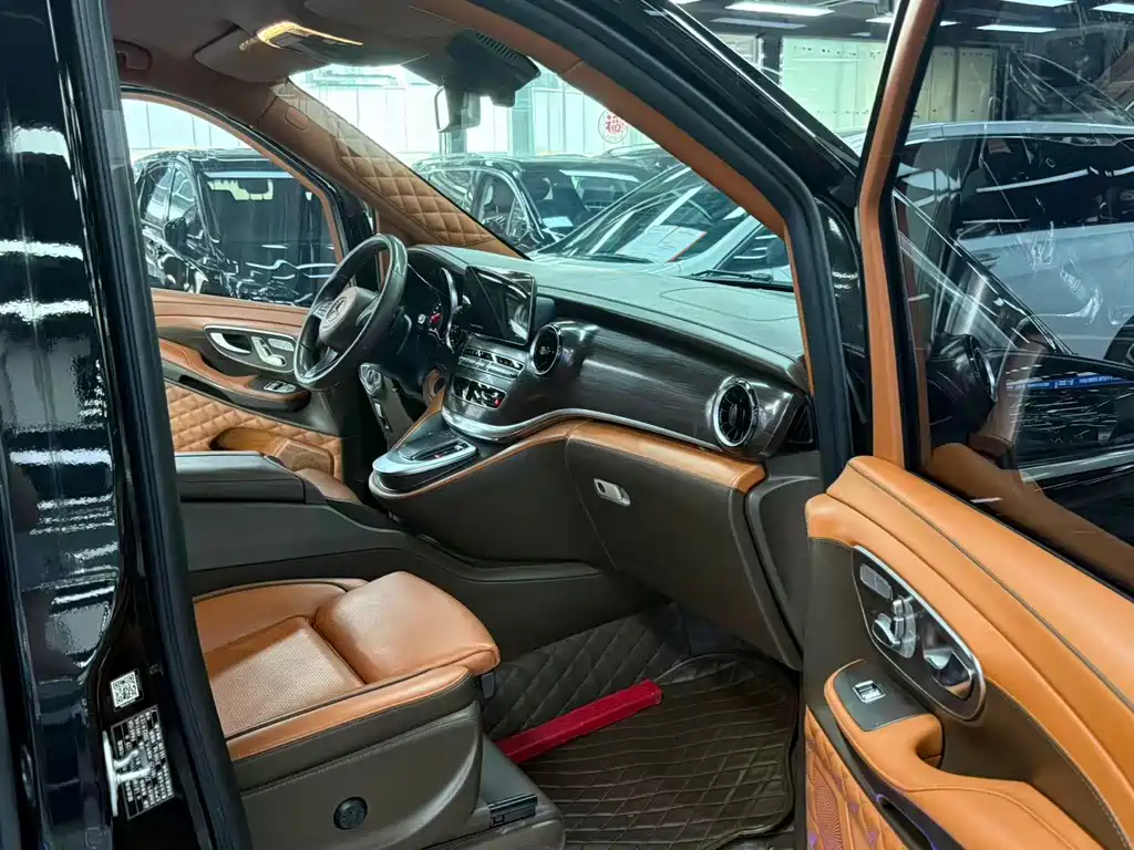 Mercedes-Benz V-Class 2022 V 260 Pilot Edition купить на сайте DeffCars