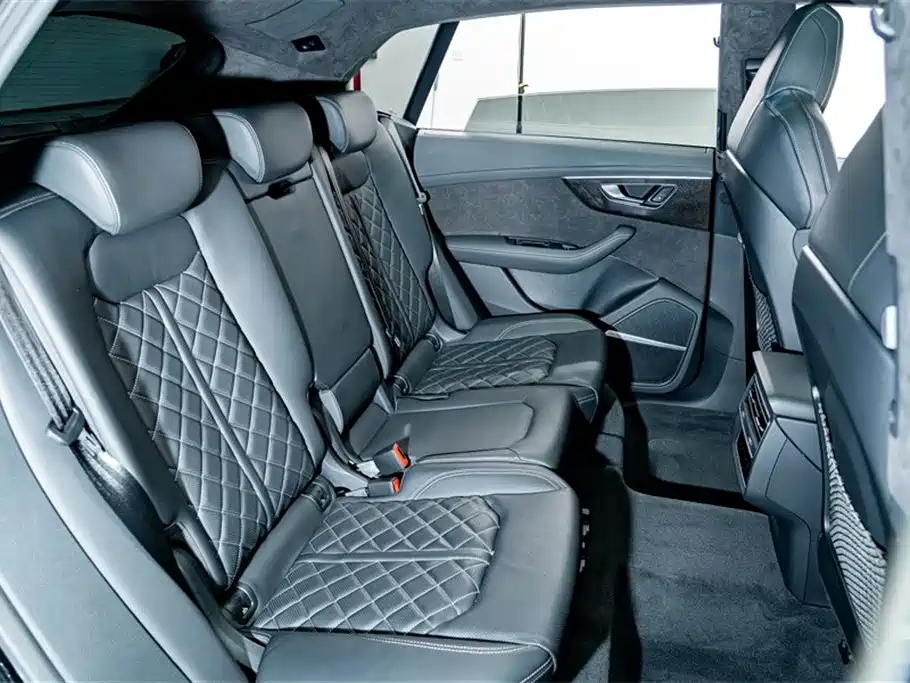 Audi Q8 2022 55 TFSI exclusive dynamic model купить на сайте DeffCars