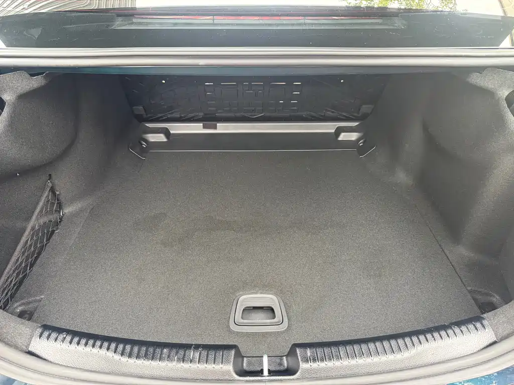 Mercedes-Benz C-Class 2023 C 260 L Sports Edition купить на сайте DeffCars