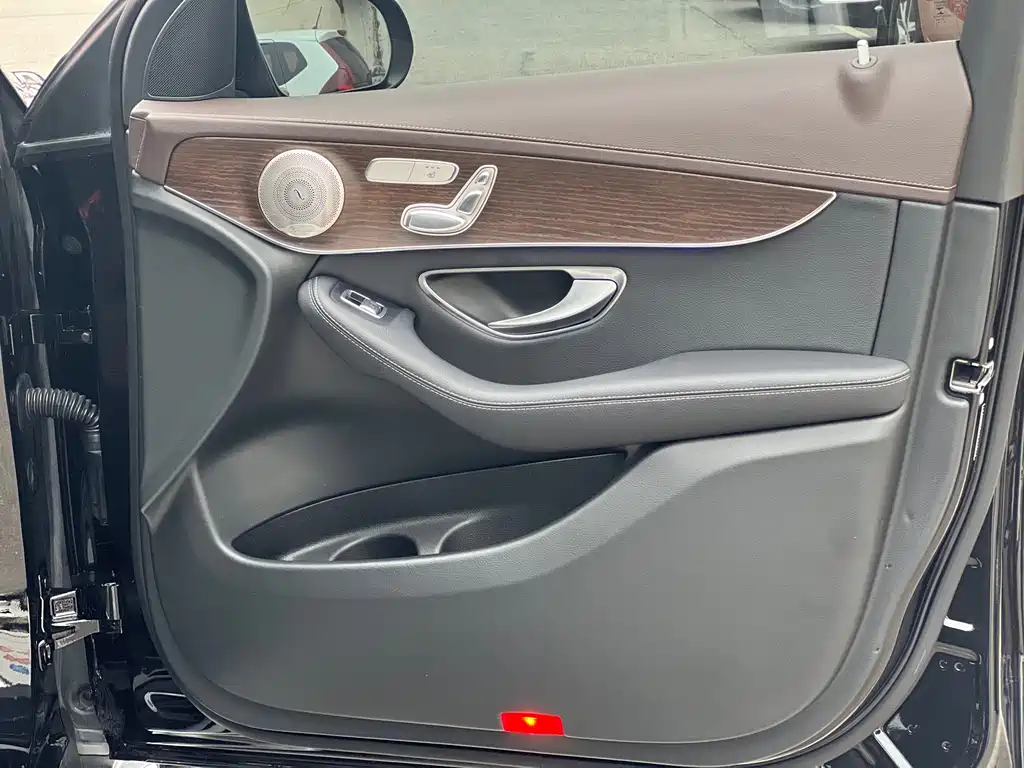 Mercedes-Benz GLC 2021 GLC 300 L 4MATIC Dynamic купить на сайте DeffCars