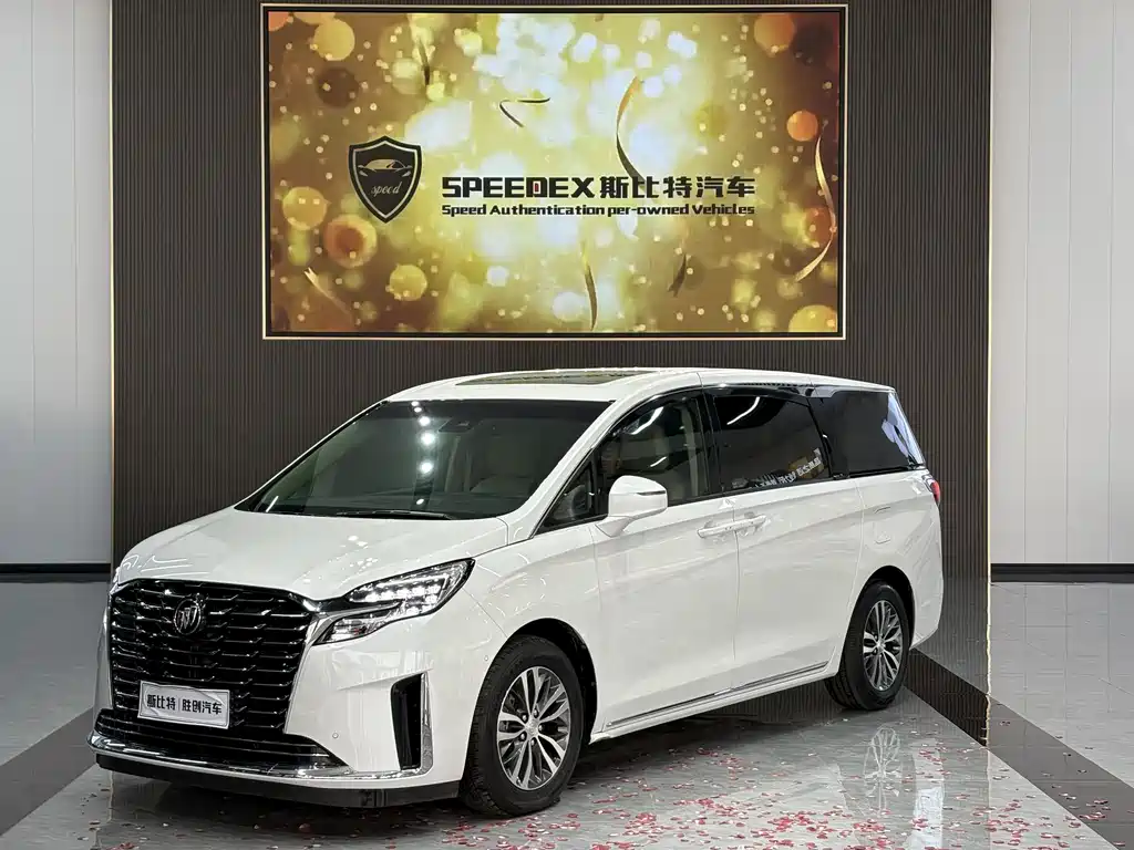 Buick GL8 2023 ES Lu Zun Exclusive Model купить на сайте DeffCars