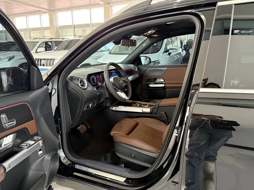 Mercedes-Benz GLB 2025 GLB 220 Dynamic купить на сайте DeffCars