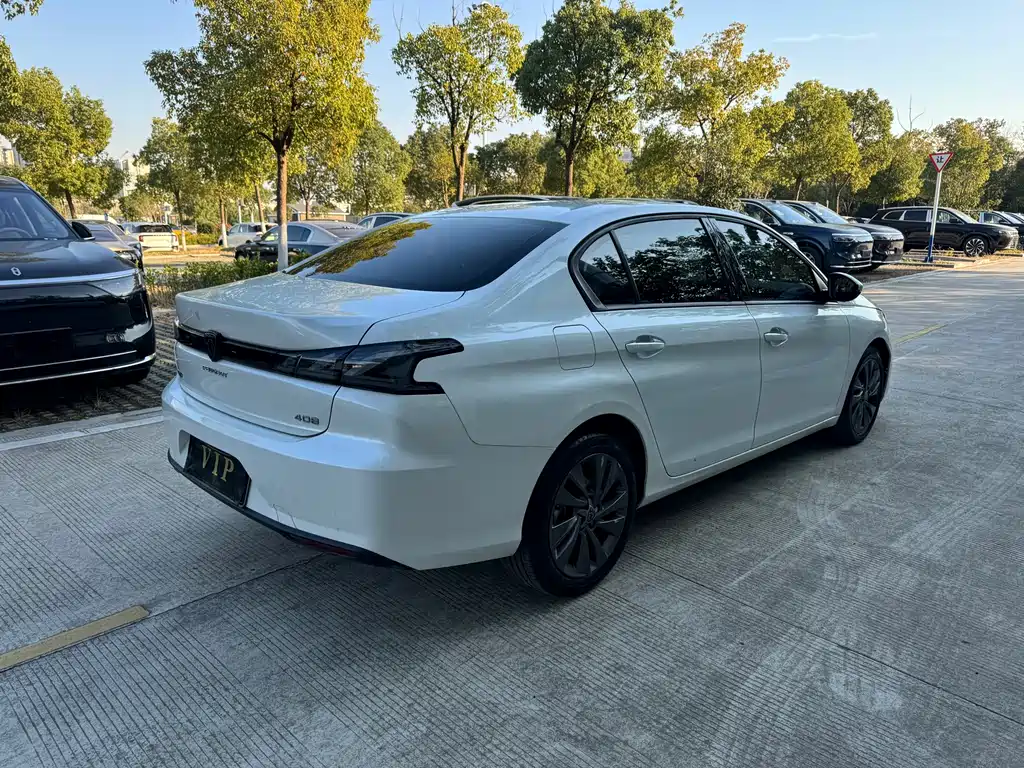 Peugeot 408 2022 1.6T light chasing version купить на сайте DeffCars