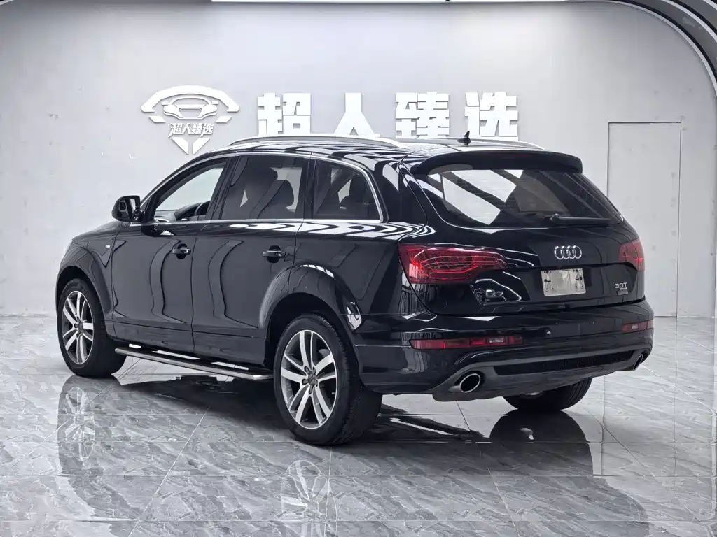 Audi Q7 2012 3.0 TFSI exclusive 200kW купить на сайте DeffCars