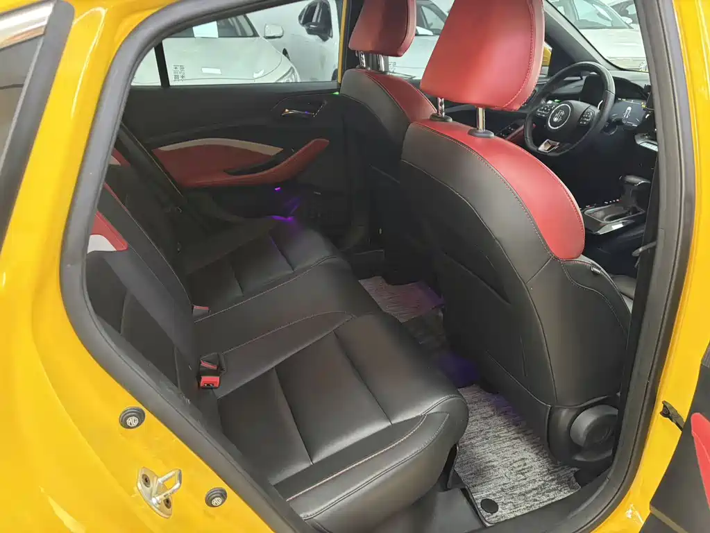 MG5 2021 180DVVT CVT Youth Fashion Edition купить на сайте DeffCars