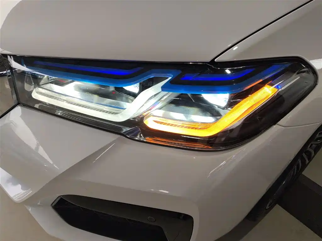 BMW 5 Series 2019 530Li Leading M Sports Package купить на сайте DeffCars