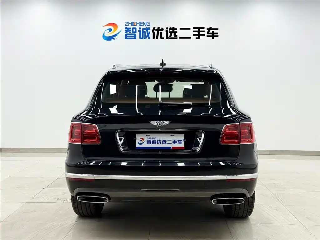 Bentayga 2016 6.0T Standard Edition купить на сайте DeffCars