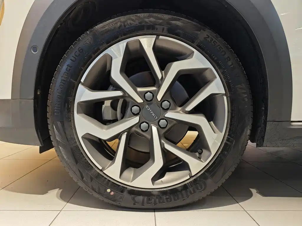 Lynk & Co 02 2019 High-Energy Version 2.0T Automatic Two-wheel Drive Pro Version National VI купить на сайте DeffCars