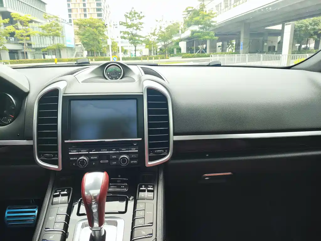 Cayenne 2011 Cayenne 3.0T купить на сайте DeffCars
