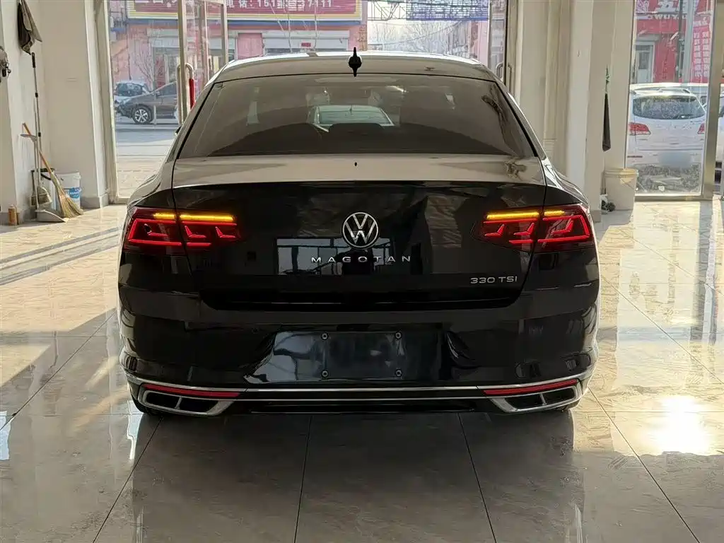Magotan 2023 2 million commemorative edition 330TSI DSG leading model купить на сайте DeffCars