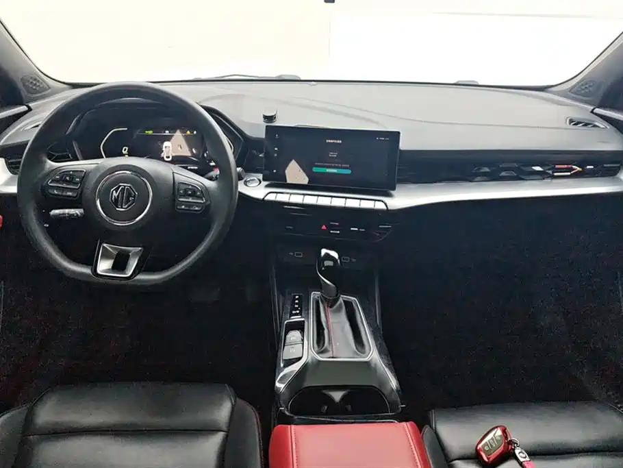 MG5 2023 180DVVT CVT Deluxe Edition купить на сайте DeffCars