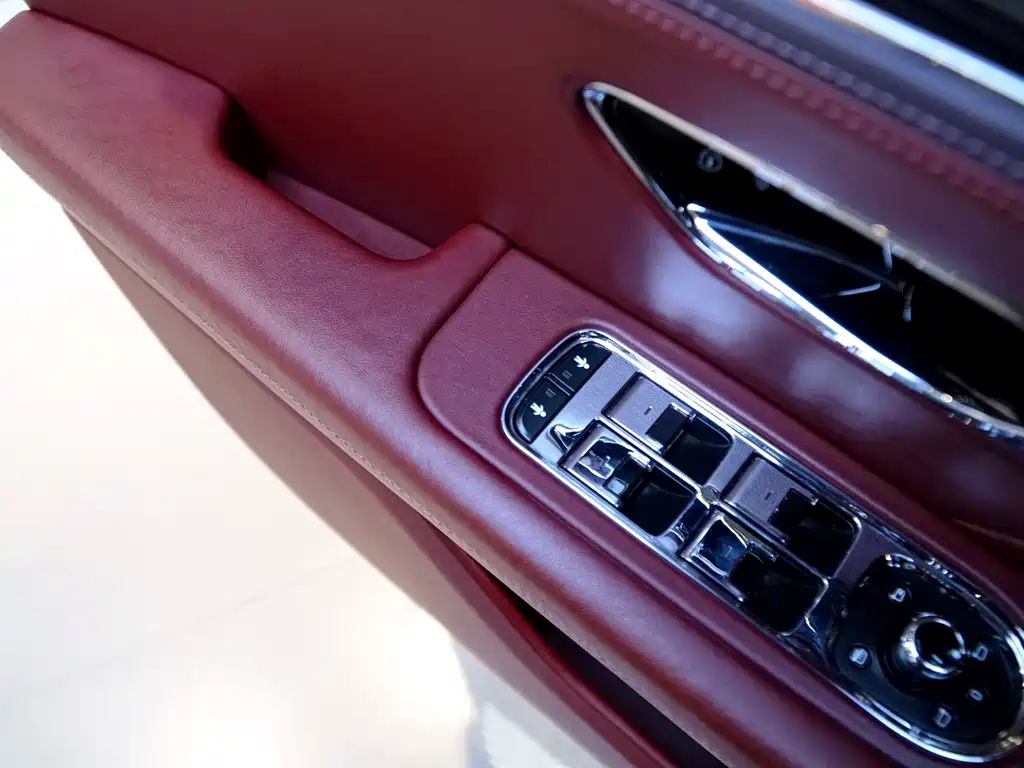 Flying Spur 2021 4.0T V8 Standard Edition купить на сайте DeffCars