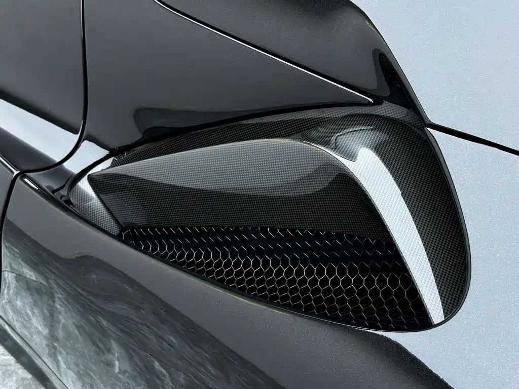 SF90 2021 3.9T V8 Spider купить на сайте DeffCars