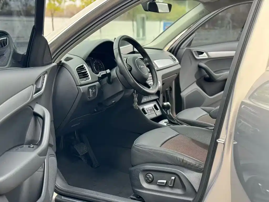 Audi Q3 2017 30 TFSI Fashion купить на сайте DeffCars