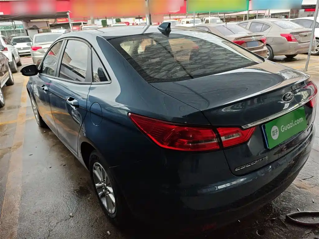 Escort 2019 facelift 1.5L manual quality model (tire pressure monitoring) National VI купить на сайте DeffCars