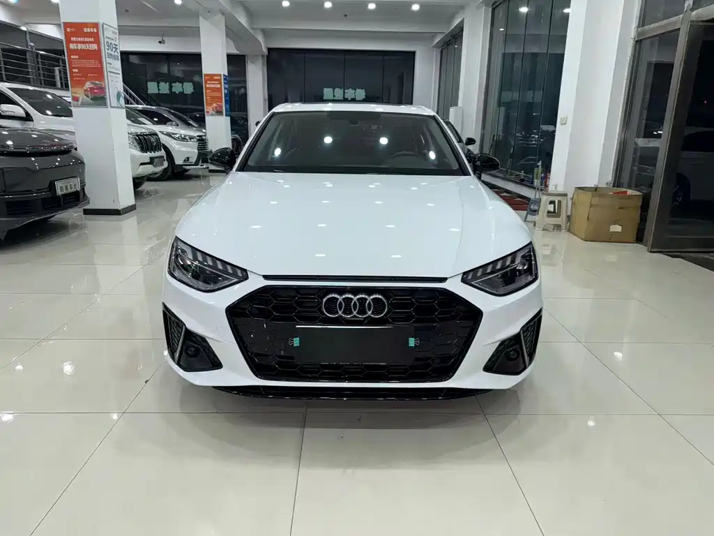 Audi A4L 2023 40 TFSI luxury and dynamic model купить на сайте DeffCars