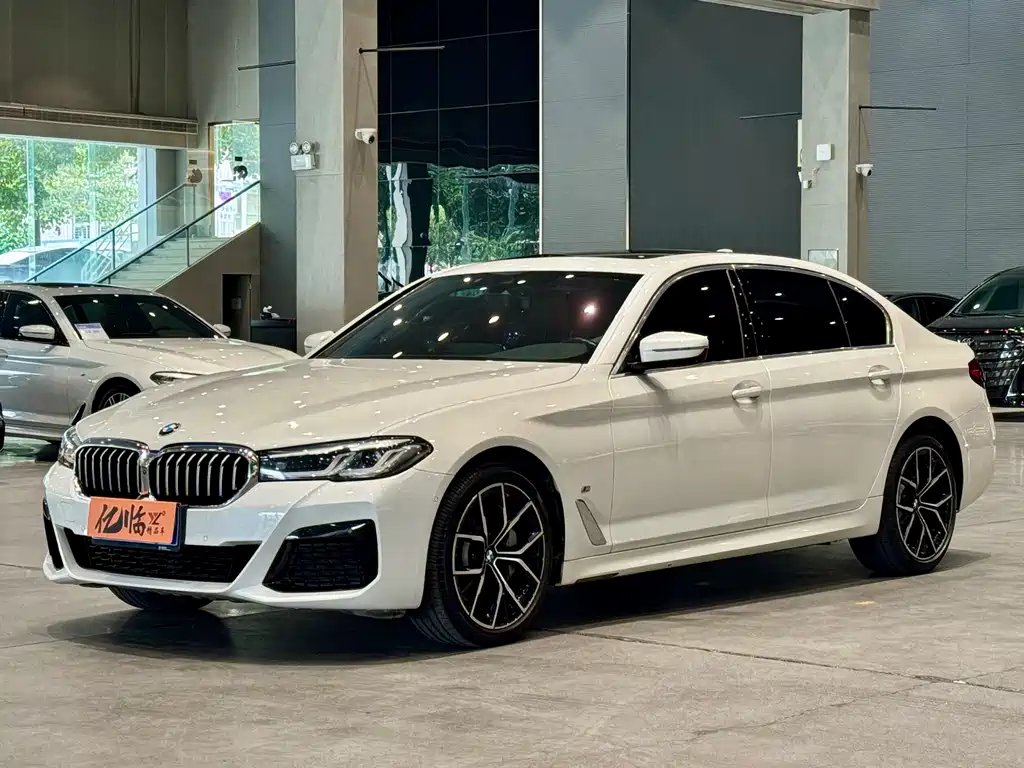 BMW 5 Series 2022 Facelift 530Li Exclusive M Sports Package купить на сайте DeffCars