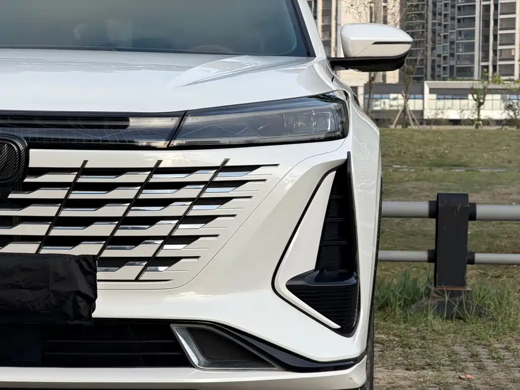 Changan CS75PLUS 2023 third generation 1.5T automatic premium model купить на сайте DeffCars