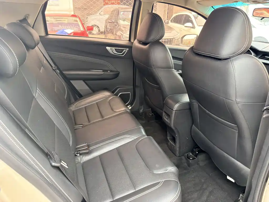 Vision X3 2017 1.5L automatic premium model купить на сайте DeffCars