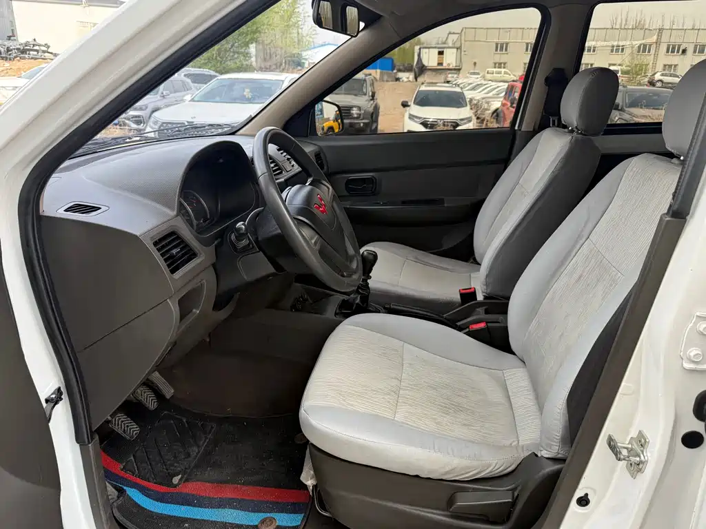 Wuling Hongguang 2021 1.5L S Comfort LAR купить на сайте DeffCars