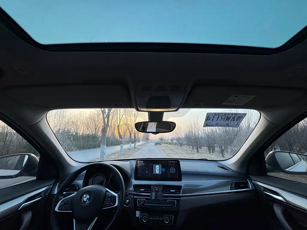 BMW X1 2019 sDrive18Li Exclusive Model купить на сайте DeffCars