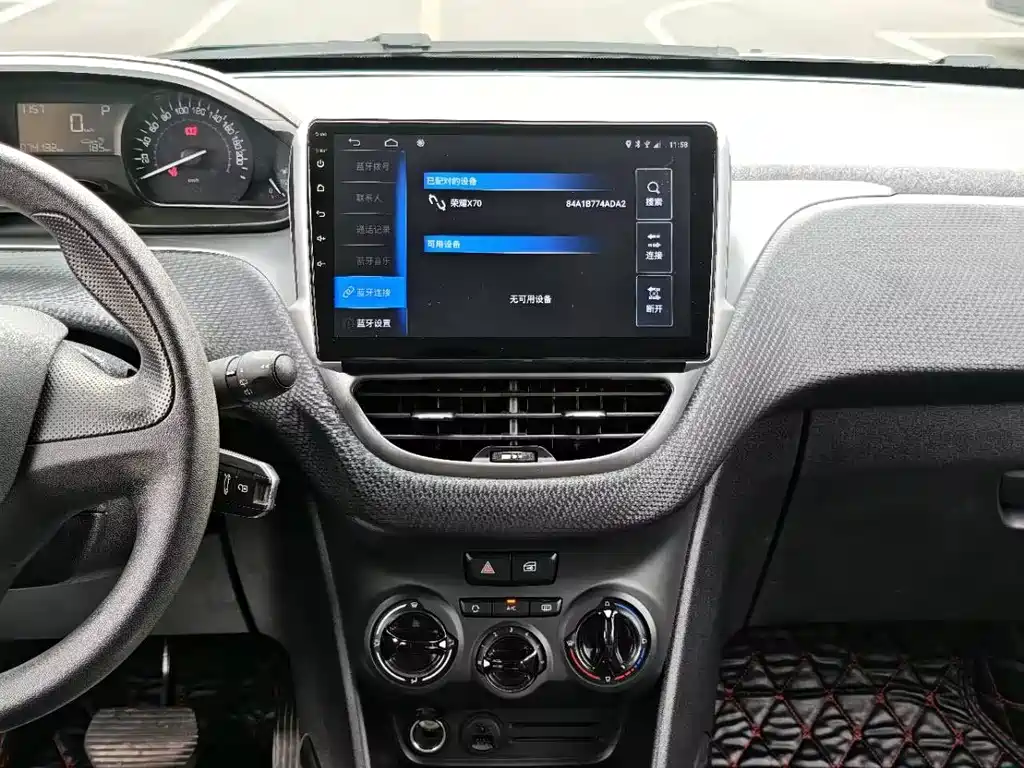 Peugeot 2008 2018 1.6L automatic trendy version купить на сайте DeffCars