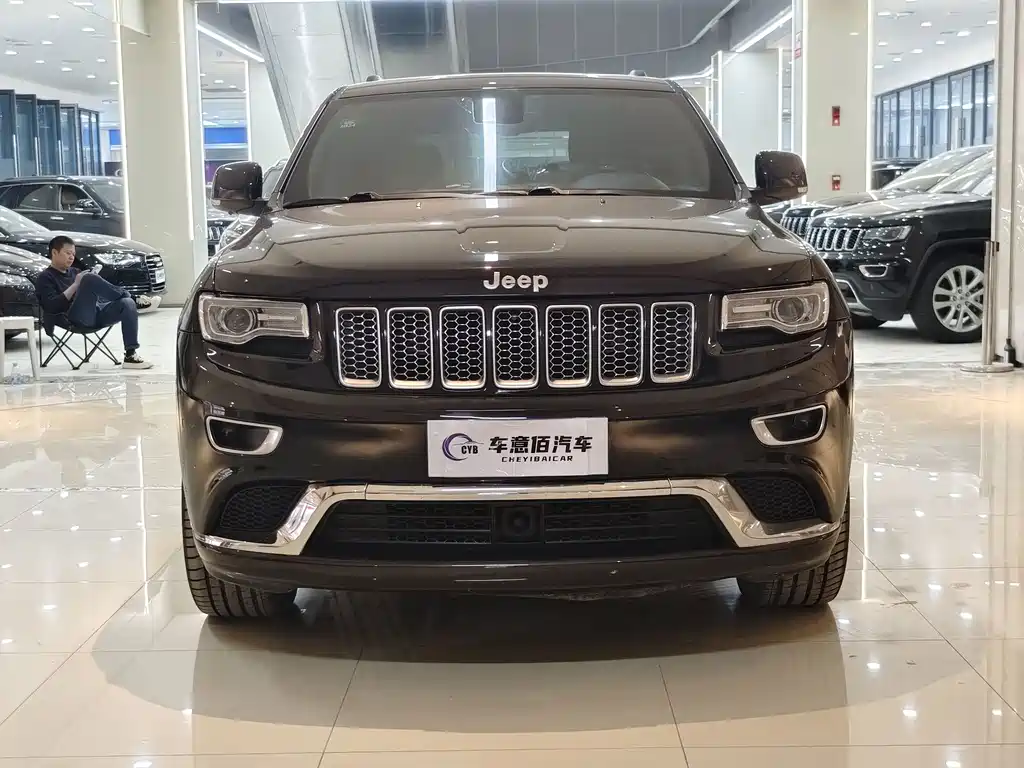 Grand Cherokee Import 2015 3.0L Flagship Zunyao Edition купить на сайте DeffCars