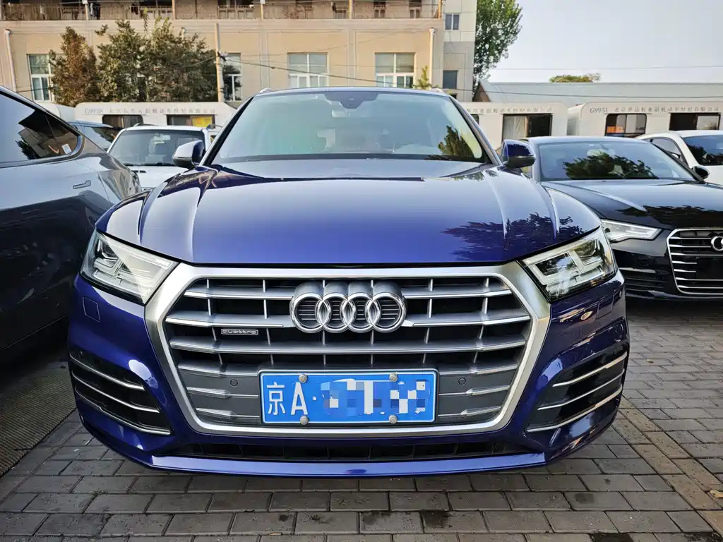 Audi Q5L 2018 45 TFSI Exclusive Fashion Model National VI купить на сайте DeffCars