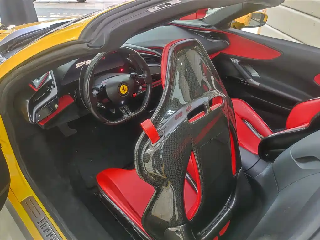 SF90 2021 3.9T V8 Spider купить на сайте DeffCars