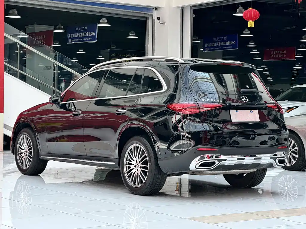 Mercedes-Benz GLC 2023 facelift GLC 300 L 4MATIC dynamic 7-seater купить на сайте DeffCars
