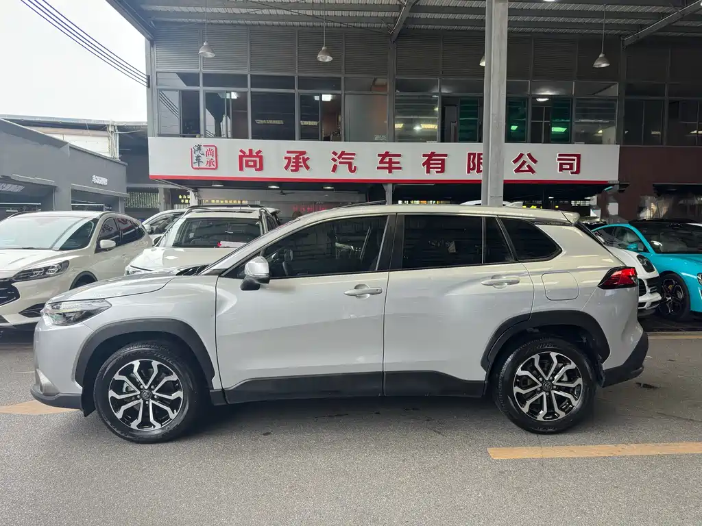 Fenglanda 2022 2.0L CVT Deluxe Edition купить на сайте DeffCars