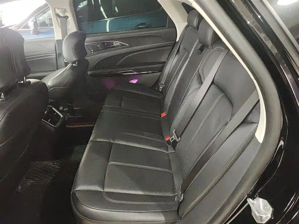 Taurus 2019 EcoBoost 245 Exclusive Edition купить на сайте DeffCars