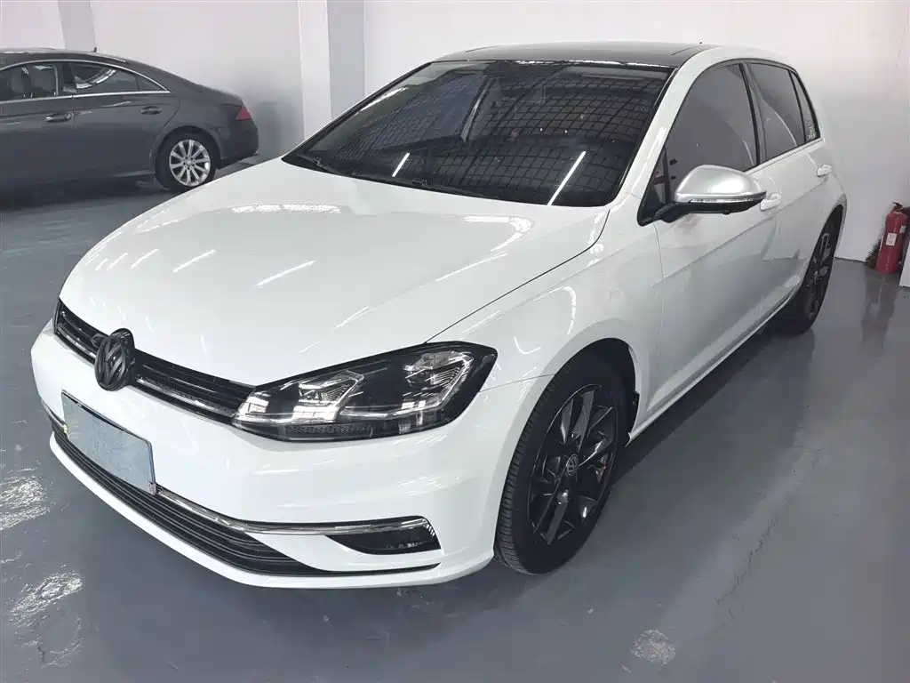 Golf 2020 Beloved Edition 280TSI DSG Comfort Type купить на сайте DeffCars