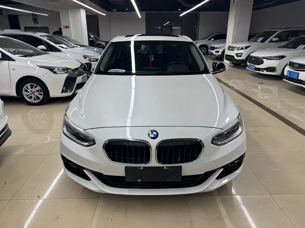 BMW 1 Series 2018 118i Sports купить на сайте DeffCars