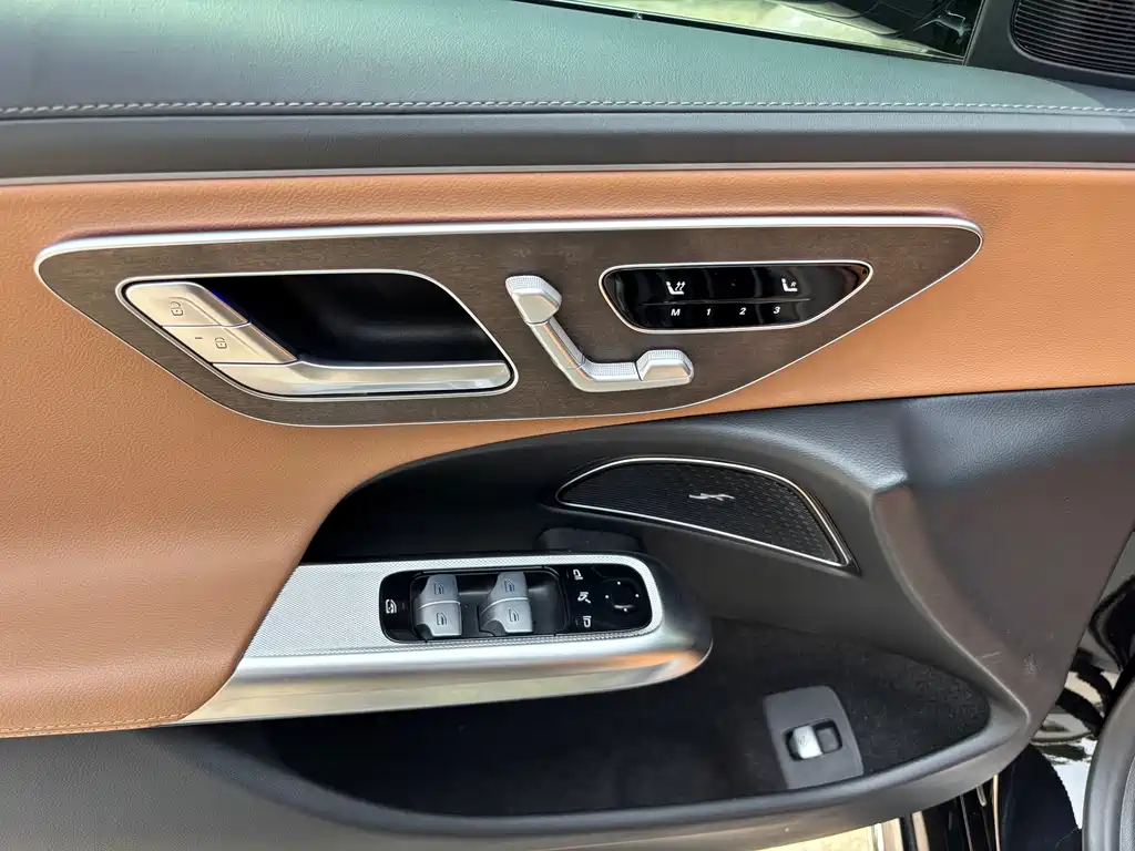 Mercedes-Benz E-Class 2025 E 300 L Fashion Model купить на сайте DeffCars