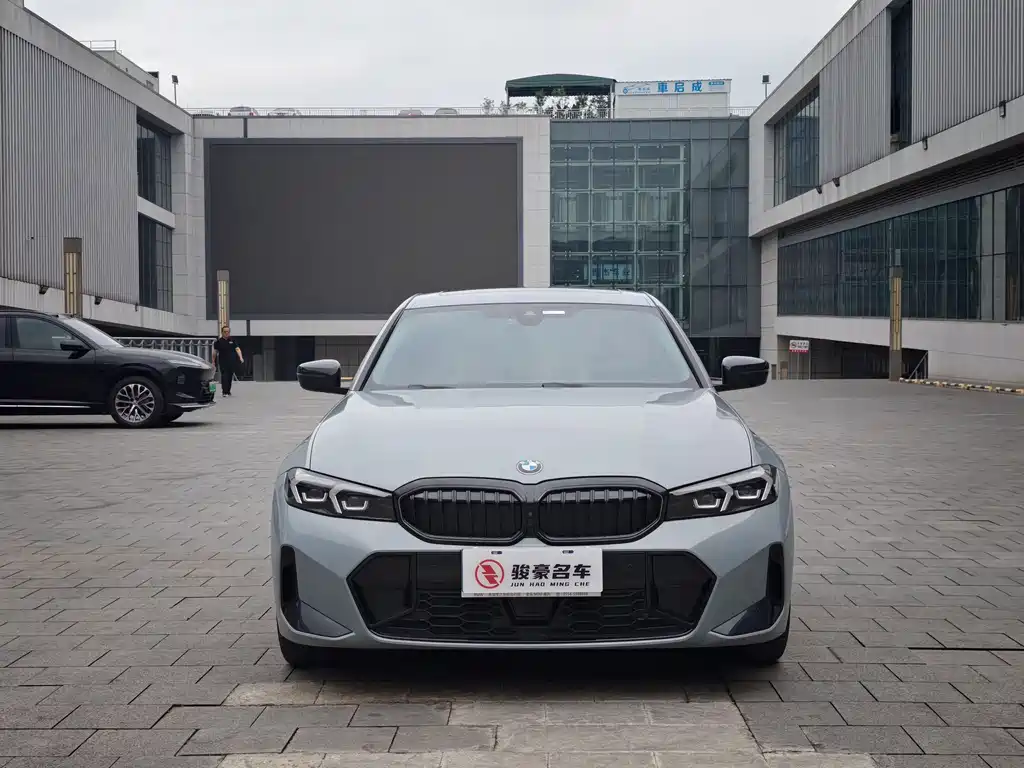 BMW 3 Series 2025 330Li M Sports Night Package купить на сайте DeffCars