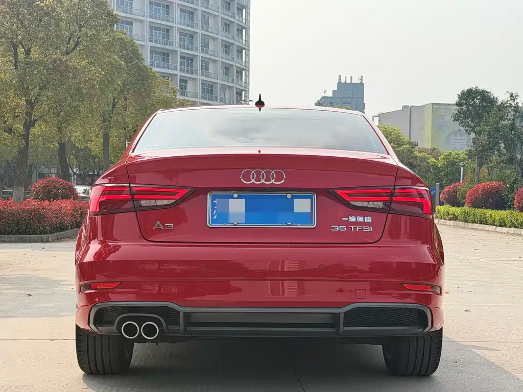 Audi A3 2019 Limousine 35 TFSI Fashion Type National VI купить на сайте DeffCars