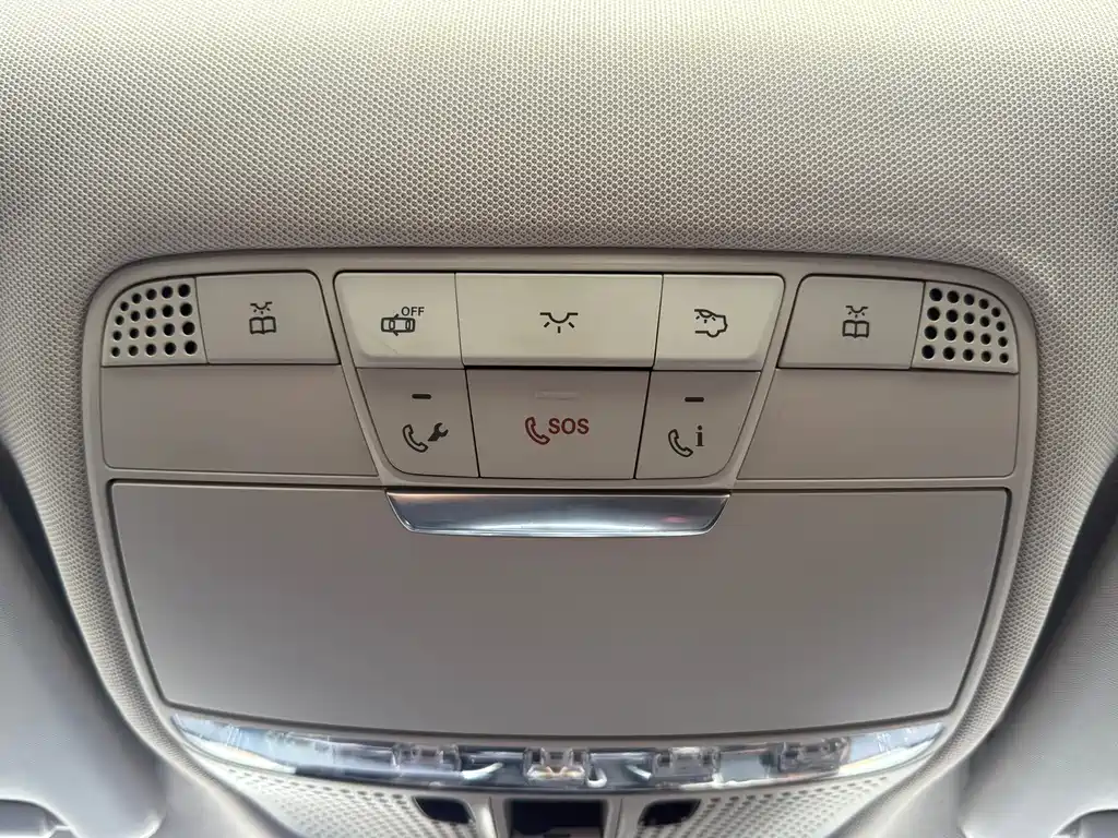 Mercedes-Benz C-Class 2018 C 200 L Sports Edition купить на сайте DeffCars