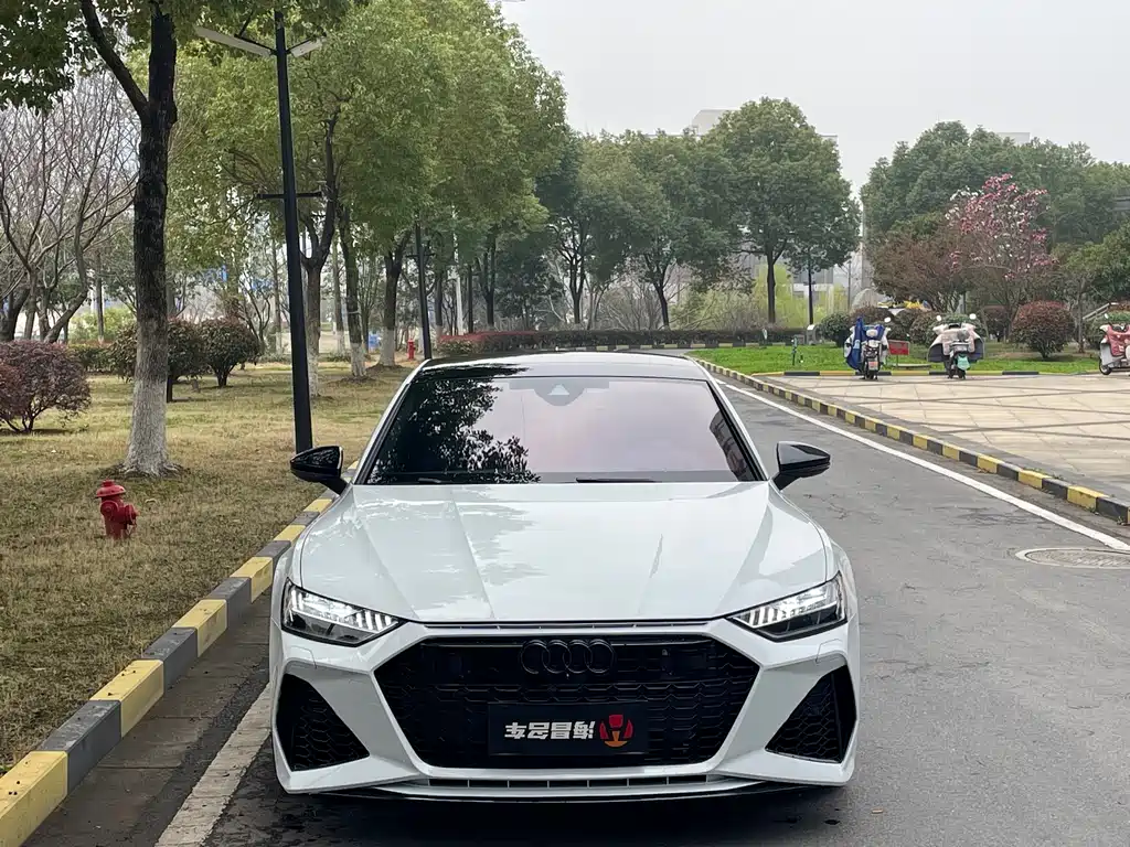 Audi A7 2023 55 TFSI quattro exclusive model купить на сайте DeffCars