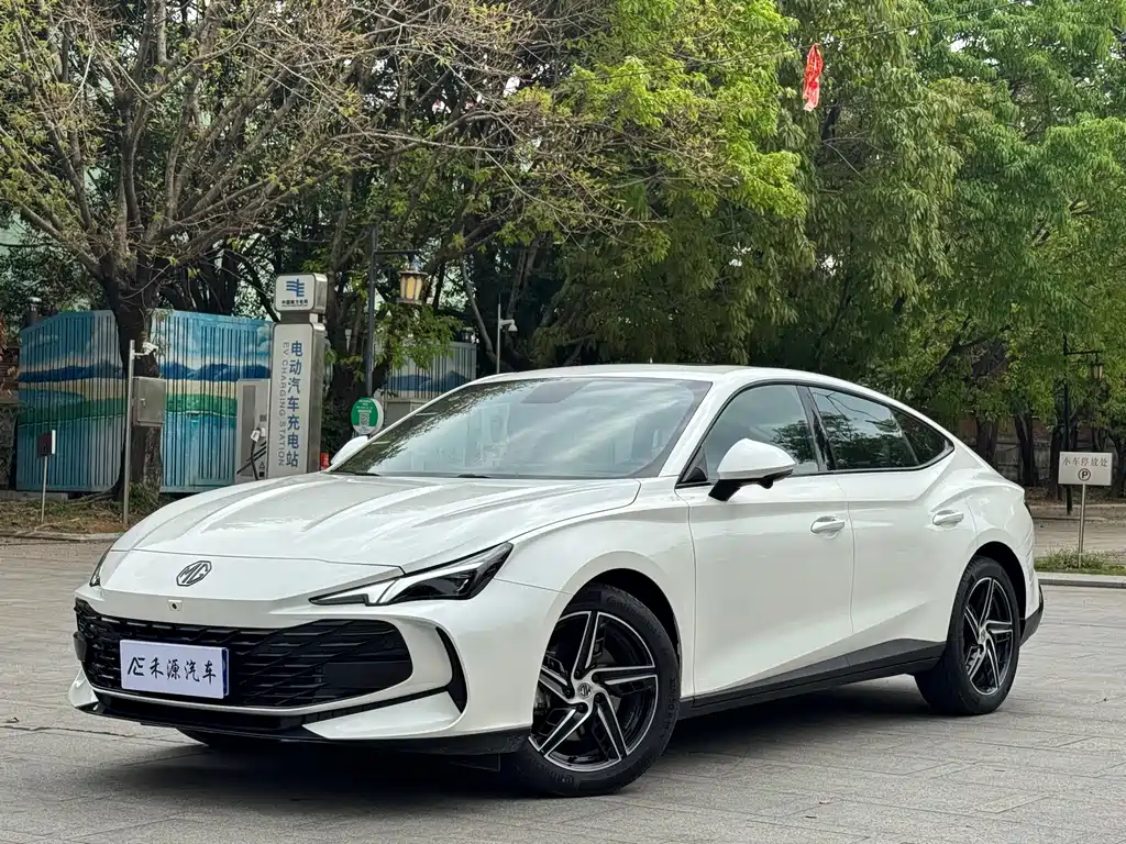 MG7 2025 1.5T 300 DCT Deluxe Edition купить на сайте DeffCars