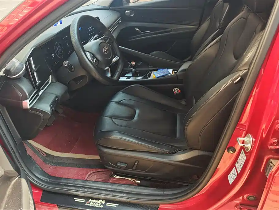 Elantra 2022 1.5L CVT LUX Premium Edition купить на сайте DeffCars
