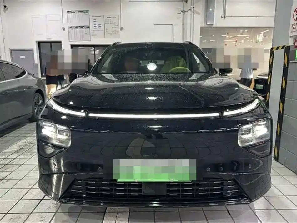Xpeng G9 2026 model 725 Max купить на сайте DeffCars
