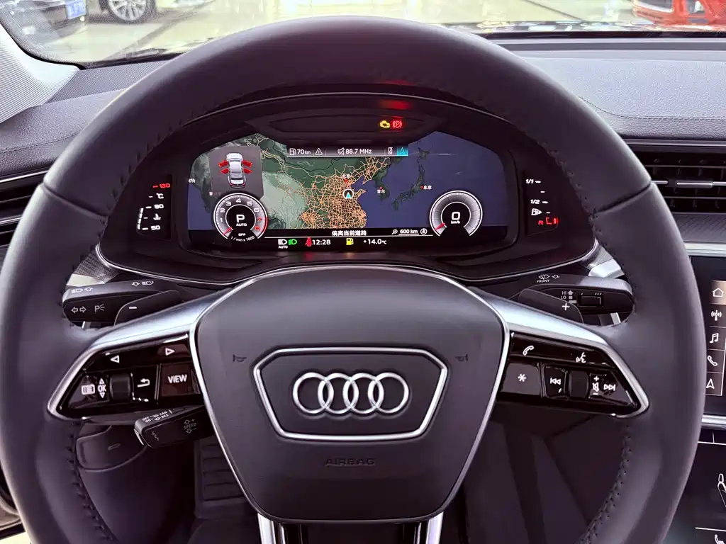 Audi A6L 2023 45 TFSI quattro exclusive dynamic model купить на сайте DeffCars