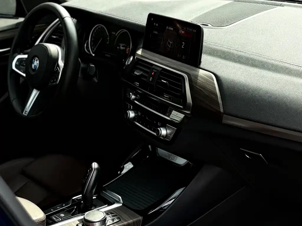 BMW X3 2019 xDrive30i leading M sports package купить на сайте DeffCars