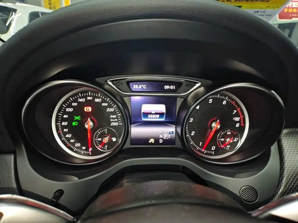 Mercedes-Benz GLA 2017 GLA 200 Fashion Model купить на сайте DeffCars