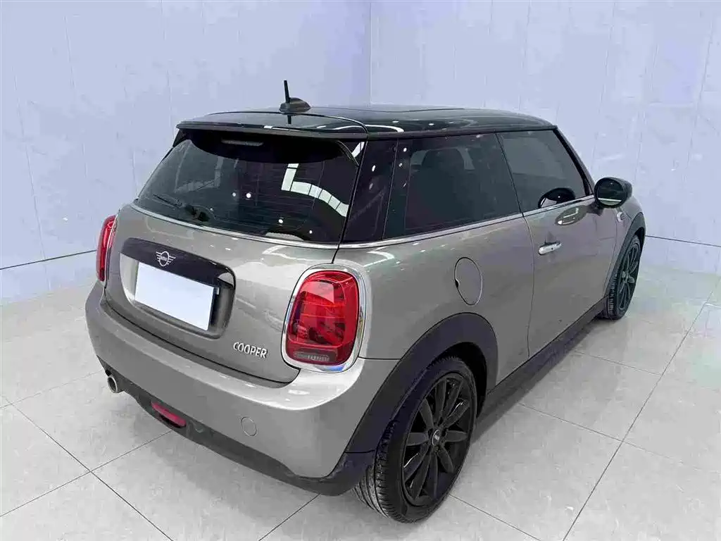 MINI 2021 1.5T COOPER Artist купить на сайте DeffCars