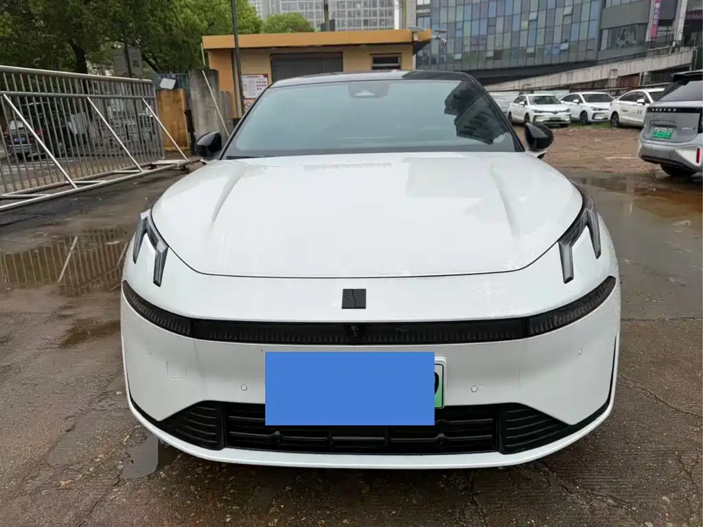 Lynk & Co 07 EM-P 2024 EM-P 126 Long Battery Life Pro купить на сайте DeffCars
