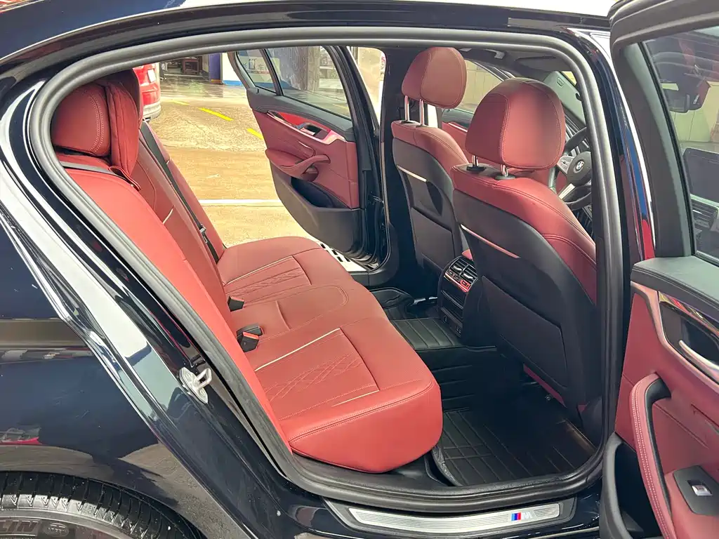 BMW 5 Series 2022 facelift 525Li M Sports Package купить на сайте DeffCars